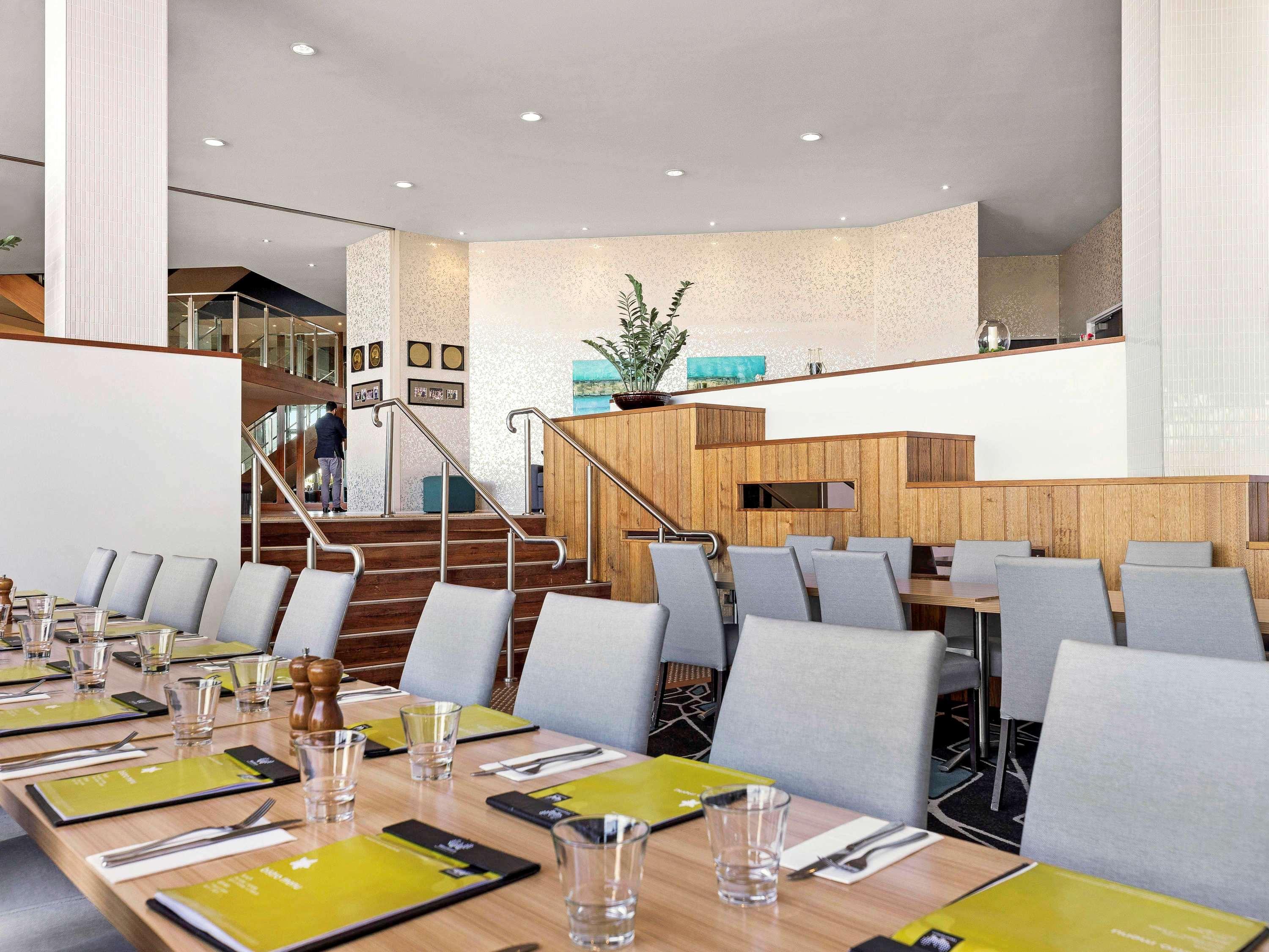 Mercure Melbourne Caroline Springs Exterior photo
