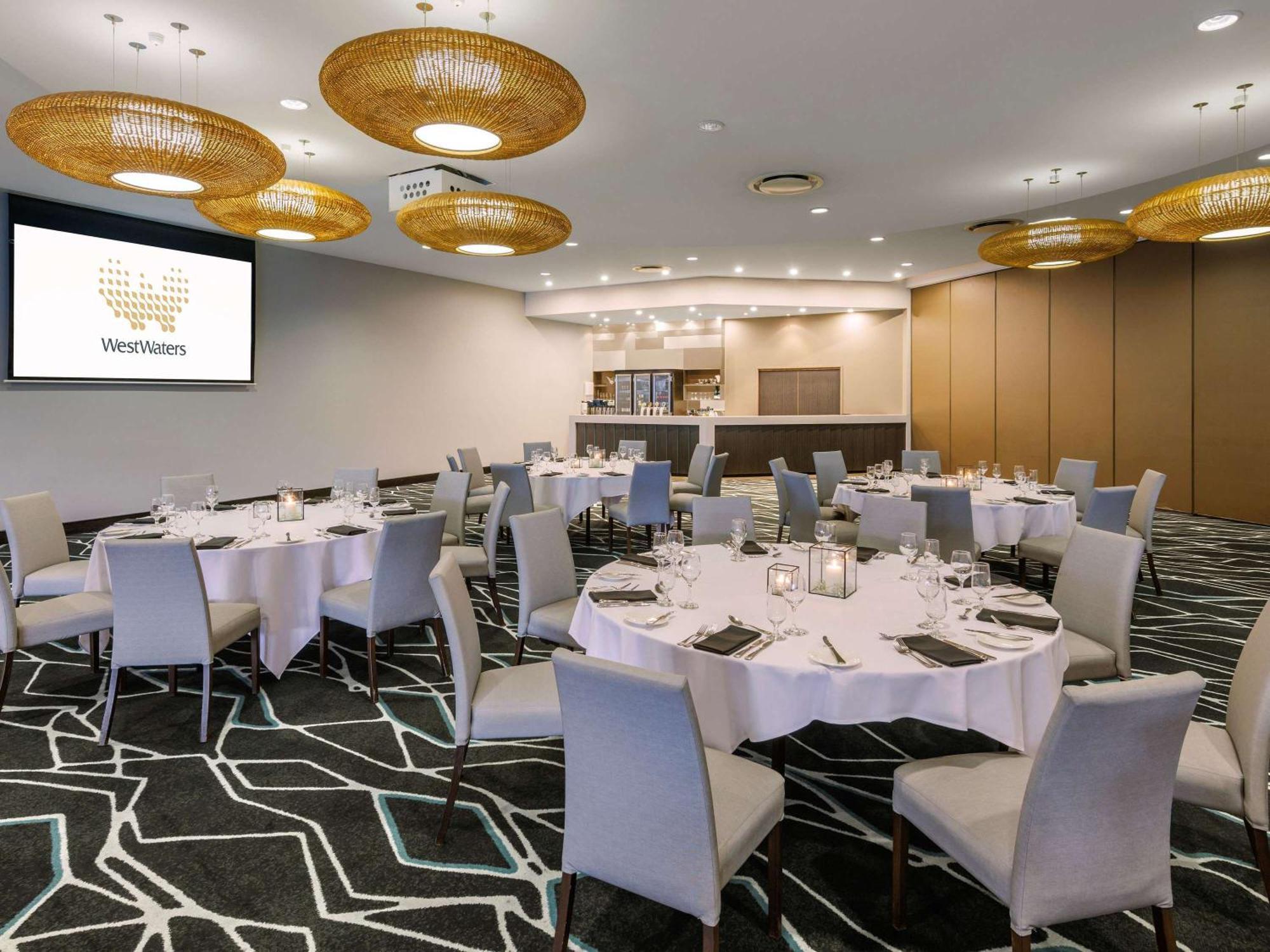 Mercure Melbourne Caroline Springs Exterior photo