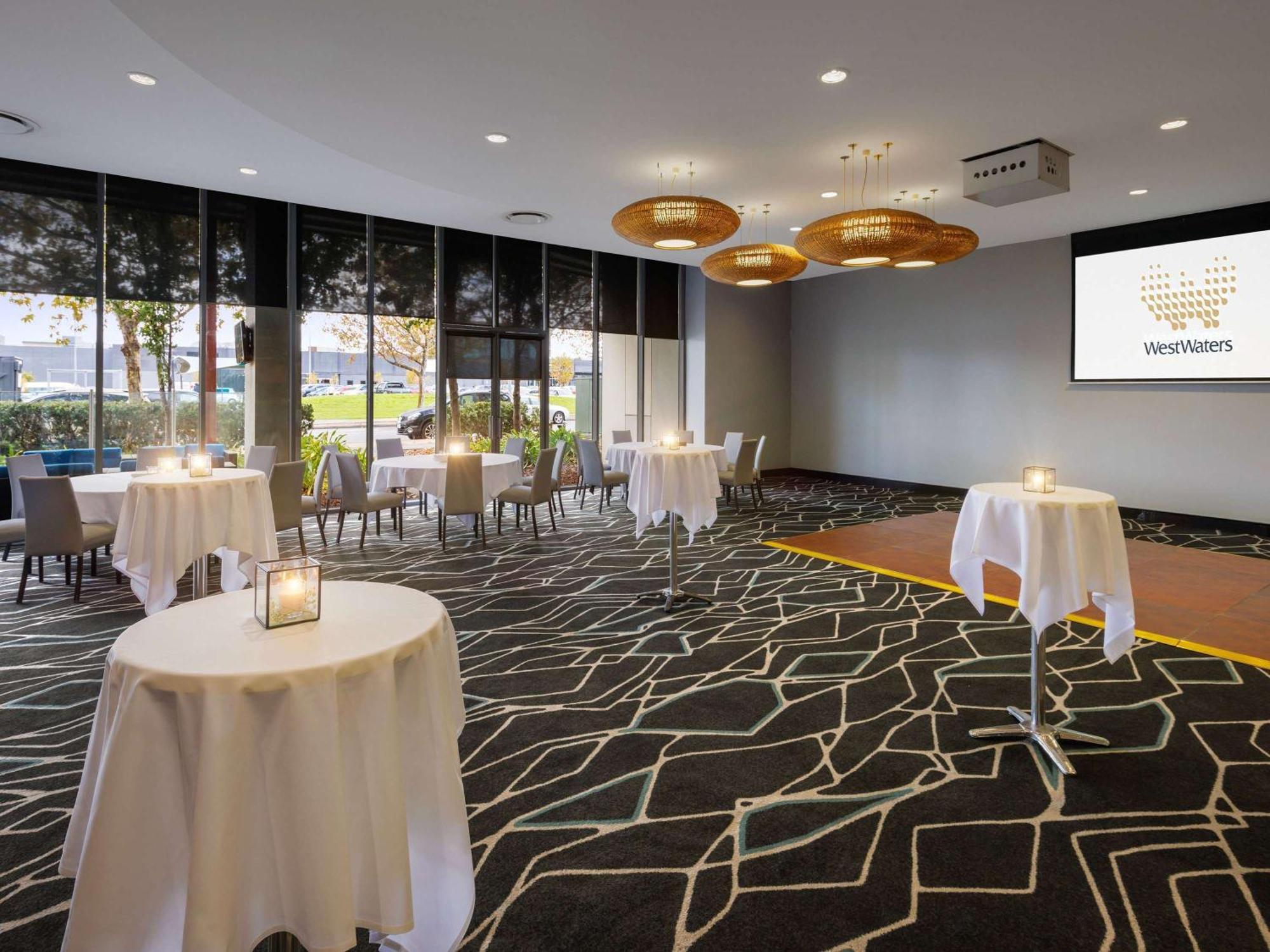 Mercure Melbourne Caroline Springs Exterior photo